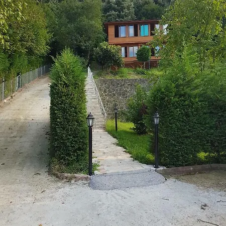 شاليه Kirkpinar Konaklama